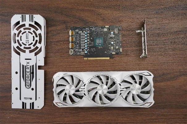 耕升 RTX 4060 Ti 星极皓月OC,DLSS 3助力1080P光追极致体验