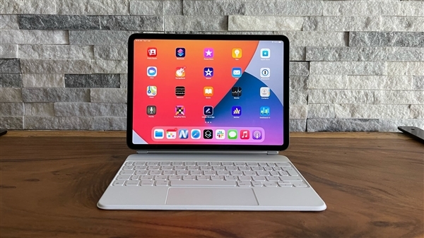 mini-LED将停产！曝新iPad Pro2024年登场：屏幕升级为OLED