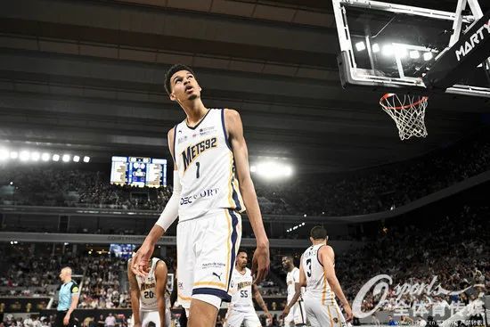 签9年750亿转播肥约、首创季中赛！NBA跃入「新次元」