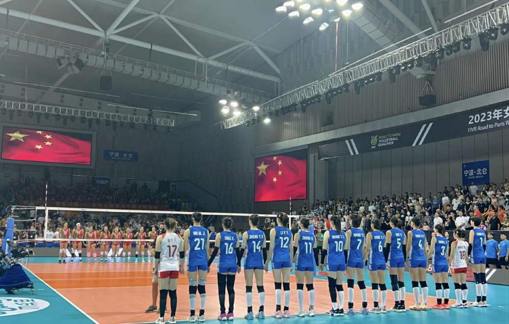 两连胜！中国女排3-0墨西哥女排，“小朱婷”登场亮相，表现出色