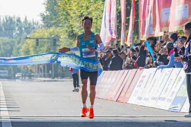 大兴河马管油胜再夺一冠 夏雨雨最后一公里实现反超