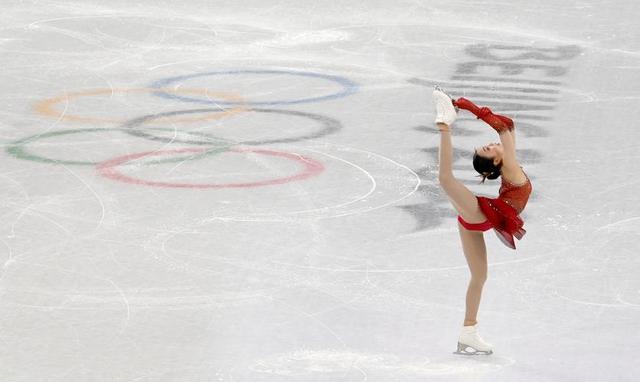 16岁退出美国国籍，加入中国队，花滑美少女朱易：我的根在中国